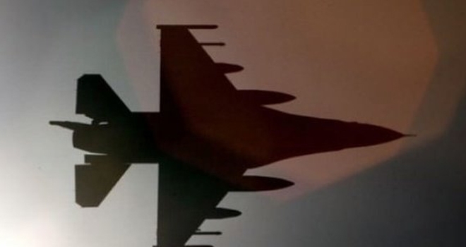 Hafter'in talebiyle yabancı savaş uçaklarının Trablus'u bombaladı